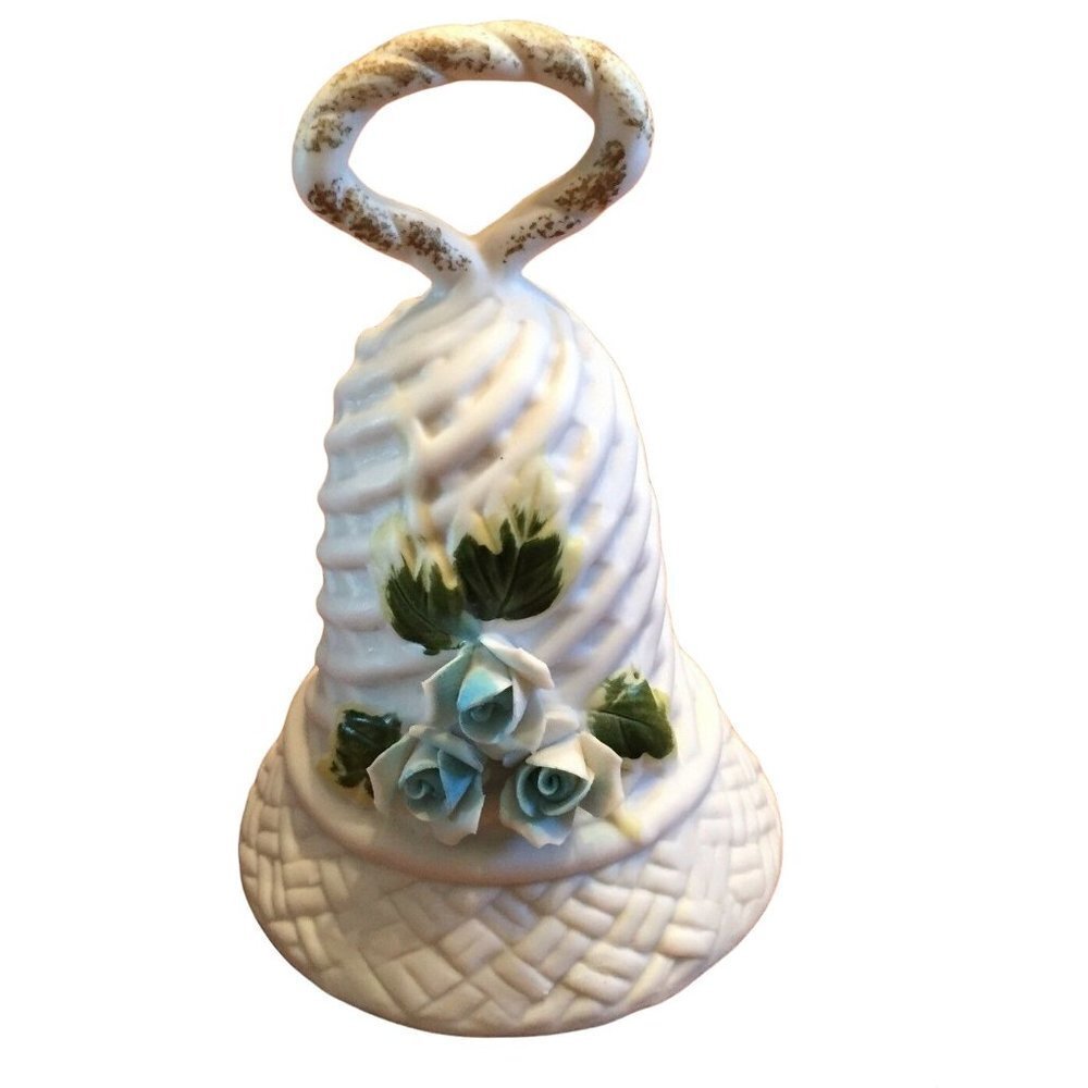 VTG‎ 90s Ceramic Bell Blue Roses White Basket Weave Ribbed Texture 4.5" tall